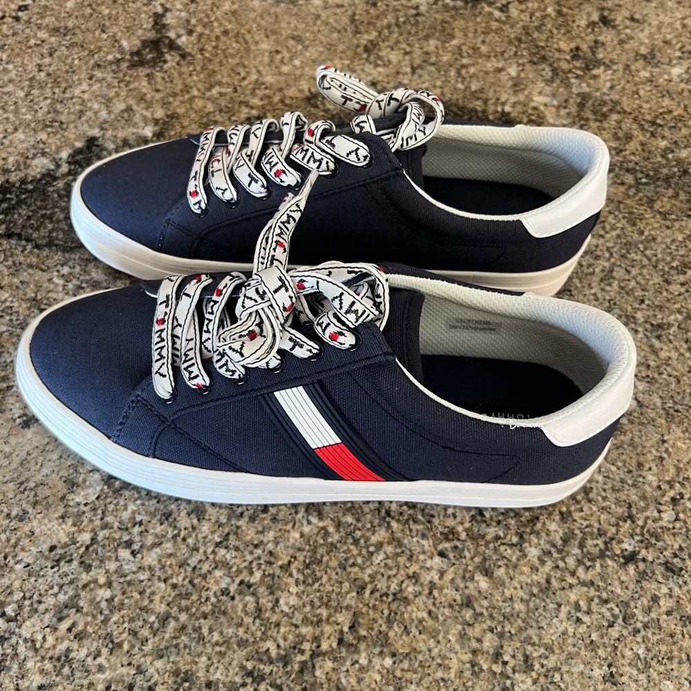Tommy Hilfiger Navy Sneakers with Red and White Stripes